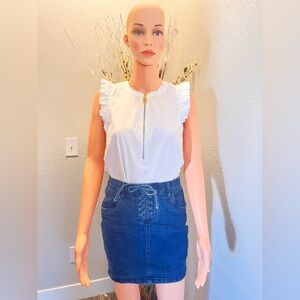 Micheal kors top women white blouse brand new with tag. Extra small